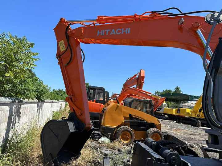 Used Wheel Excavator Hitachi ZX 130W Made in Japan 13tonHitachi Zx130w Wheel Excavator Price Used Hitachi Zx130 Excavator SALE - Bagger: das Bild 3 Used Wheel Excavator Hitachi ZX 130W Made in Japan 13tonHitachi Zx130w Wheel Excavator Price Used Hitachi Zx130 Excavator SALE - Bagger: das Bild 3