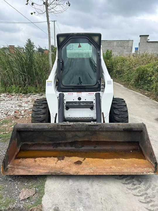 Very Good Machine Used Skid Wheel Loader Bobcat S300 for Sale - Kompaktlader: das Bild 3 Very Good Machine Used Skid Wheel Loader Bobcat S300 for Sale - Kompaktlader: das Bild 3