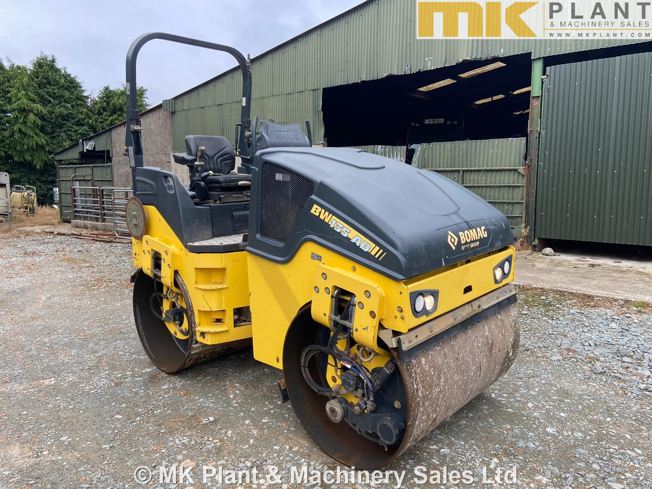 BOMAG BW135AD-5 - Walzen: das Bild 1 BOMAG BW135AD-5 - Walzen: das Bild 1