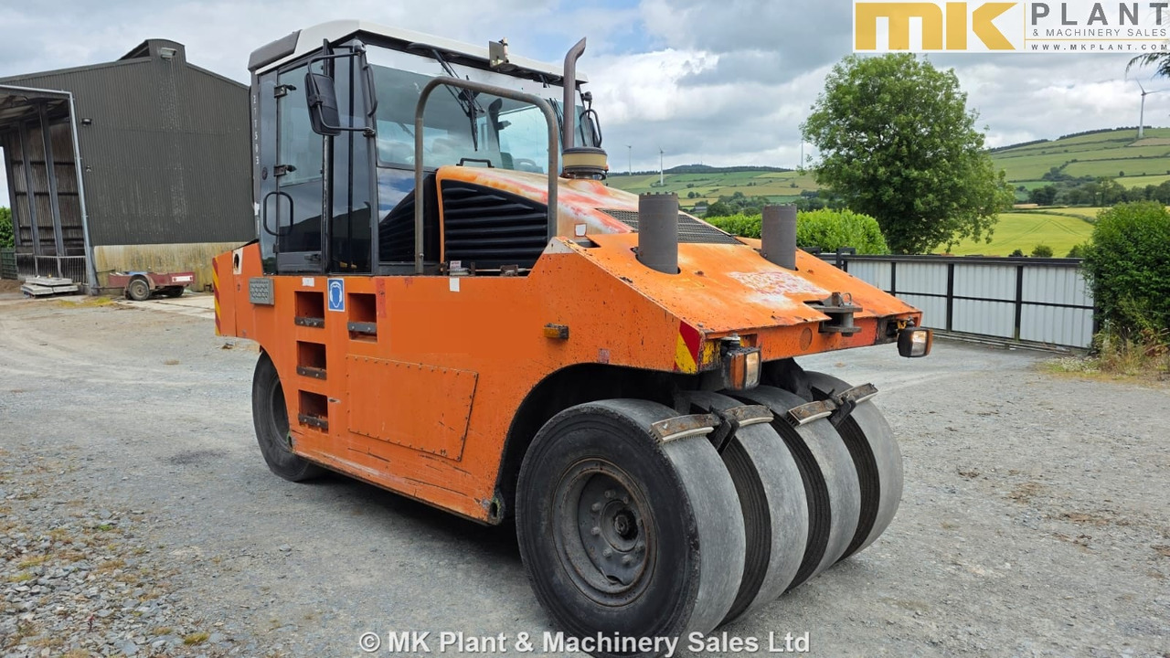 BOMAG BW24R (Stavostroj VP2400 / Ammann AP2400) - Gummiradwalze: das Bild 5 BOMAG BW24R (Stavostroj VP2400 / Ammann AP2400) - Gummiradwalze: das Bild 5