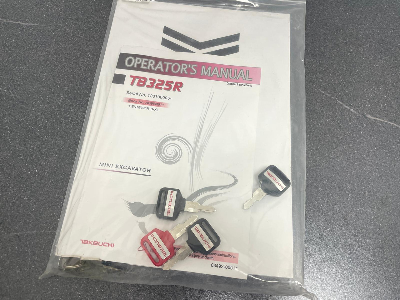 TAKEUCHI TB 325 R - Minibagger: das Bild 3 TAKEUCHI TB 325 R - Minibagger: das Bild 3