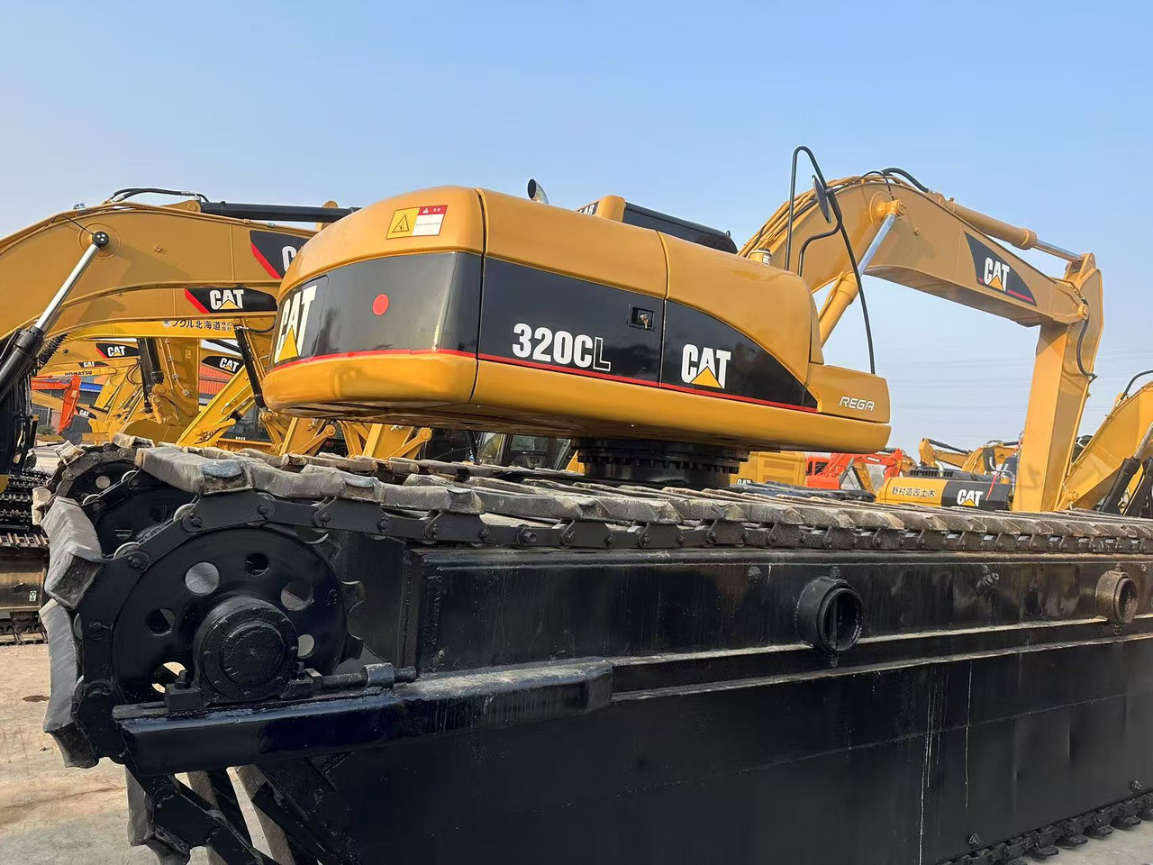 CATERPILLAR 320C Amphibious excavator - Amphibische Bagger: das Bild 5 CATERPILLAR 320C Amphibious excavator - Amphibische Bagger: das Bild 5