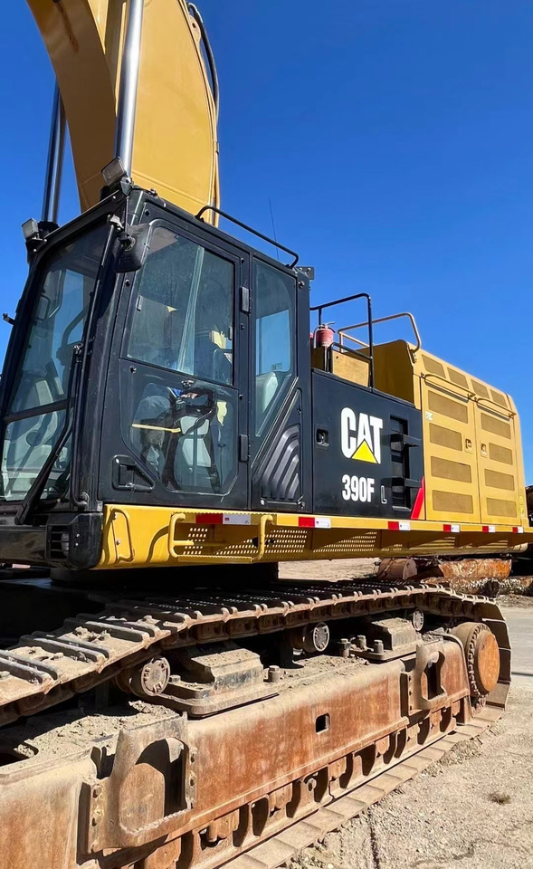 CATERPILLAR 390F - Kettenbagger: das Bild 1 CATERPILLAR 390F - Kettenbagger: das Bild 1