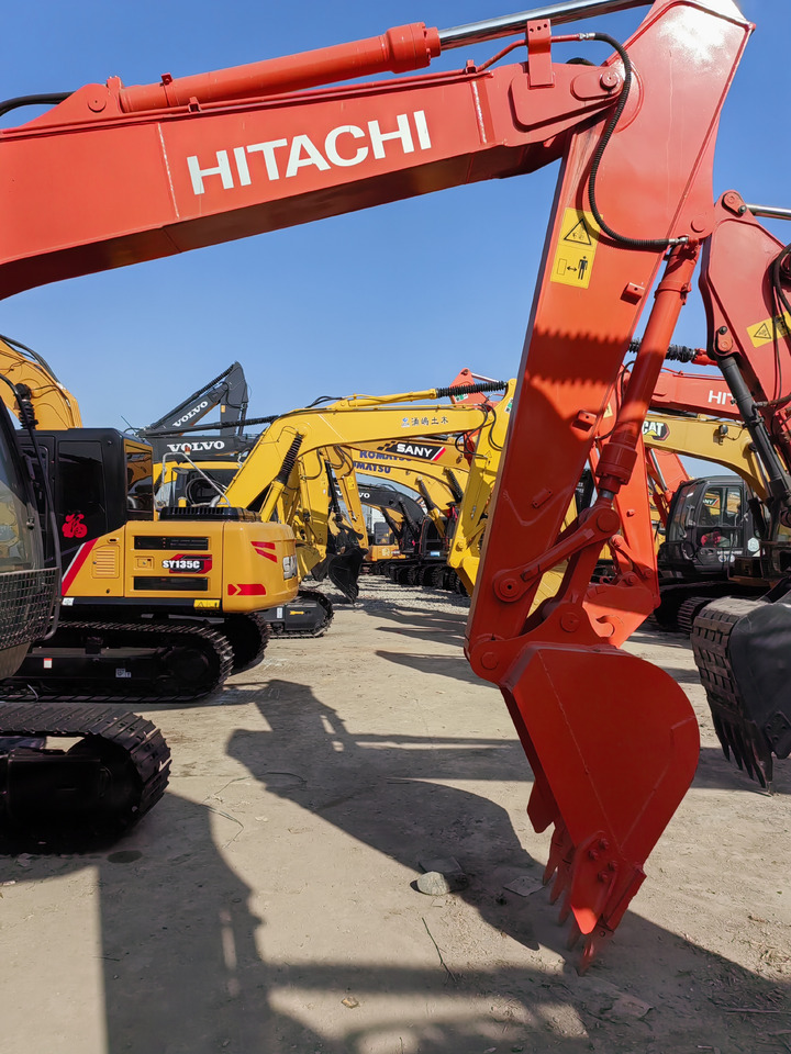 HITACHI ZX130 - Kettenbagger: das Bild 3 HITACHI ZX130 - Kettenbagger: das Bild 3