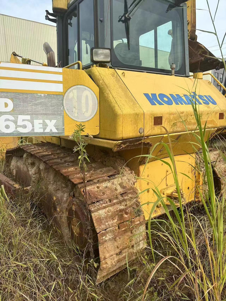 KOMATSU D65EX - Bulldozer: das Bild 1 KOMATSU D65EX - Bulldozer: das Bild 1