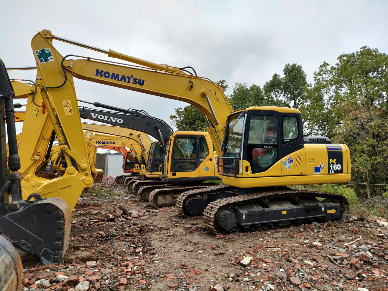 KOMATSU PC160-7 - Kettenbagger: das Bild 2 KOMATSU PC160-7 - Kettenbagger: das Bild 2