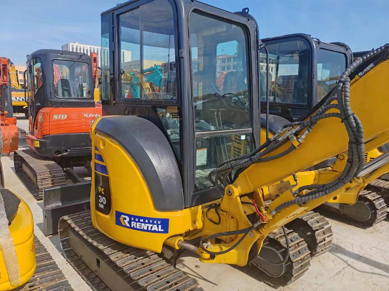 KOMATSU PC30 - Kettenbagger: das Bild 1 KOMATSU PC30 - Kettenbagger: das Bild 1