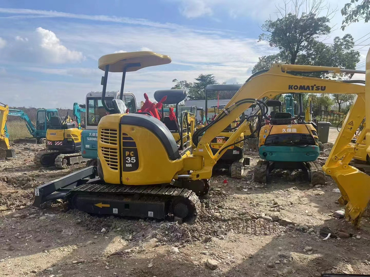 KOMATSU PC35 - Kettenbagger: das Bild 3 KOMATSU PC35 - Kettenbagger: das Bild 3