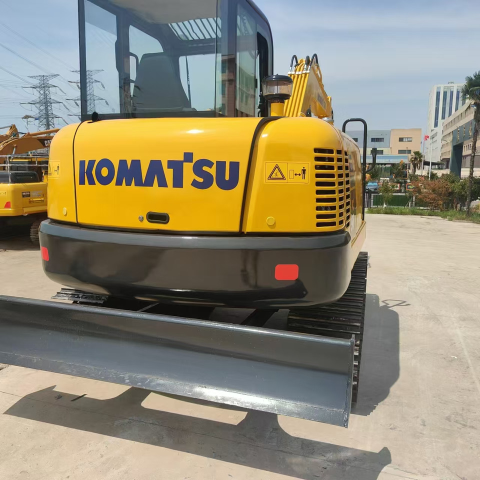 KOMATSU PC56-7 - Kettenbagger: das Bild 2 KOMATSU PC56-7 - Kettenbagger: das Bild 2
