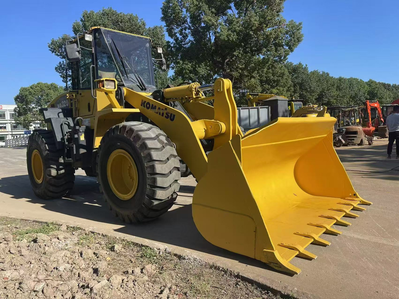 KOMATSU WA320-5 - Radlader: das Bild 2 KOMATSU WA320-5 - Radlader: das Bild 2