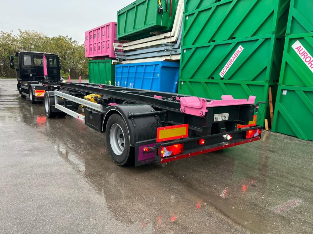 ATLAS RIMORCHIO ATLAS SCARRABILE - Abrollanhänger/ Absetzanhänger: das Bild 1 ATLAS RIMORCHIO ATLAS SCARRABILE - Abrollanhänger/ Absetzanhänger: das Bild 1