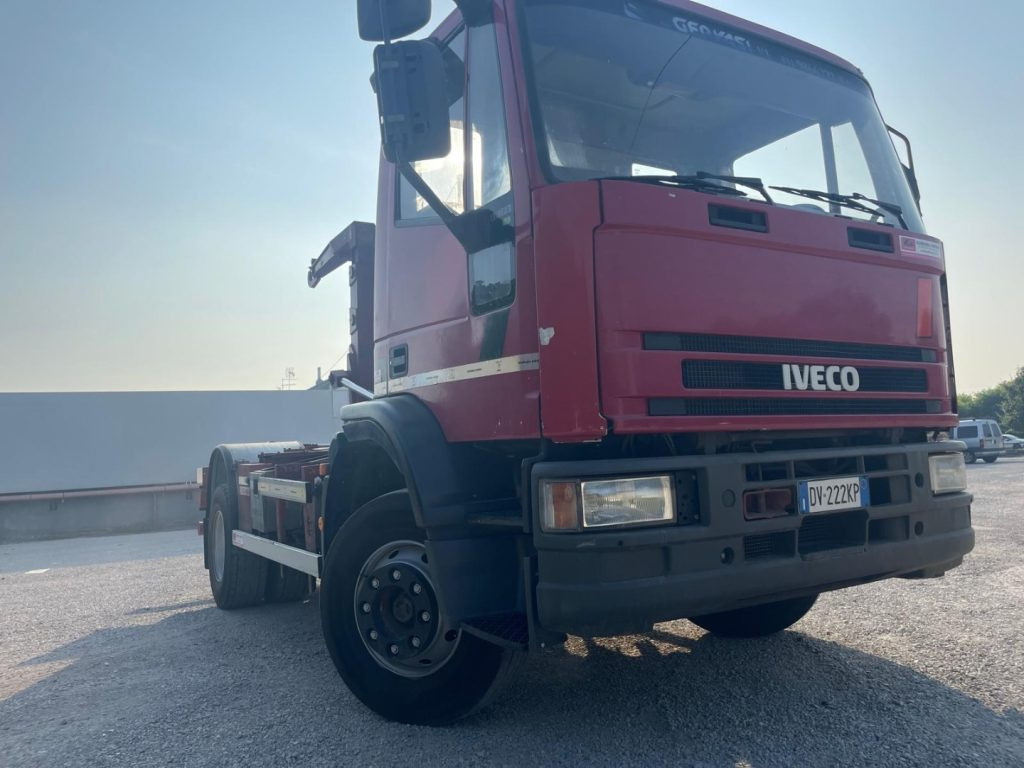 FIAT IVECO EUROCARGO 150E23 - Abrollkipper: das Bild 2 FIAT IVECO EUROCARGO 150E23 - Abrollkipper: das Bild 2