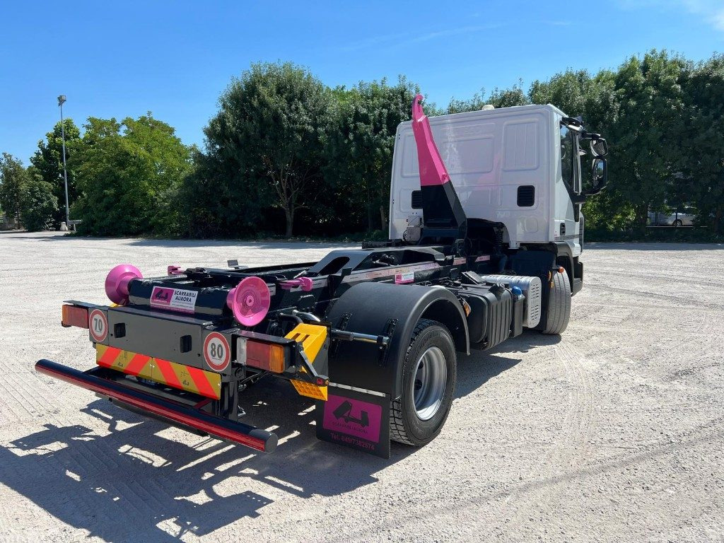 IVECO 120EL18 SCARRABILE - Abrollcontainer: das Bild 5 IVECO 120EL18 SCARRABILE - Abrollcontainer: das Bild 5