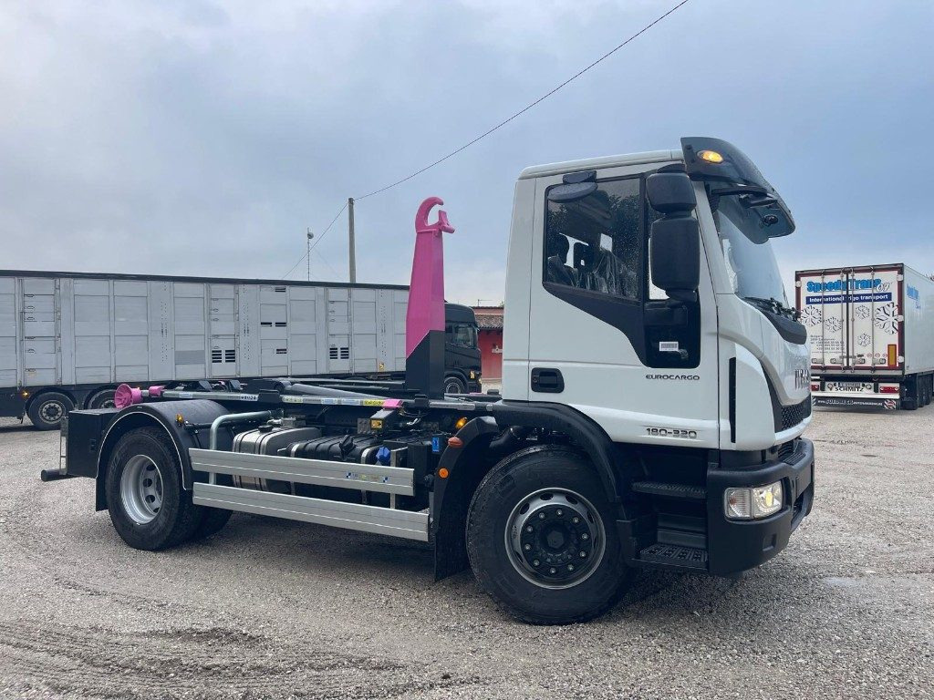IVECO EUROCARGO 180K32 SCARRABILE NUOVO - Abrollkipper: das Bild 5 IVECO EUROCARGO 180K32 SCARRABILE NUOVO - Abrollkipper: das Bild 5
