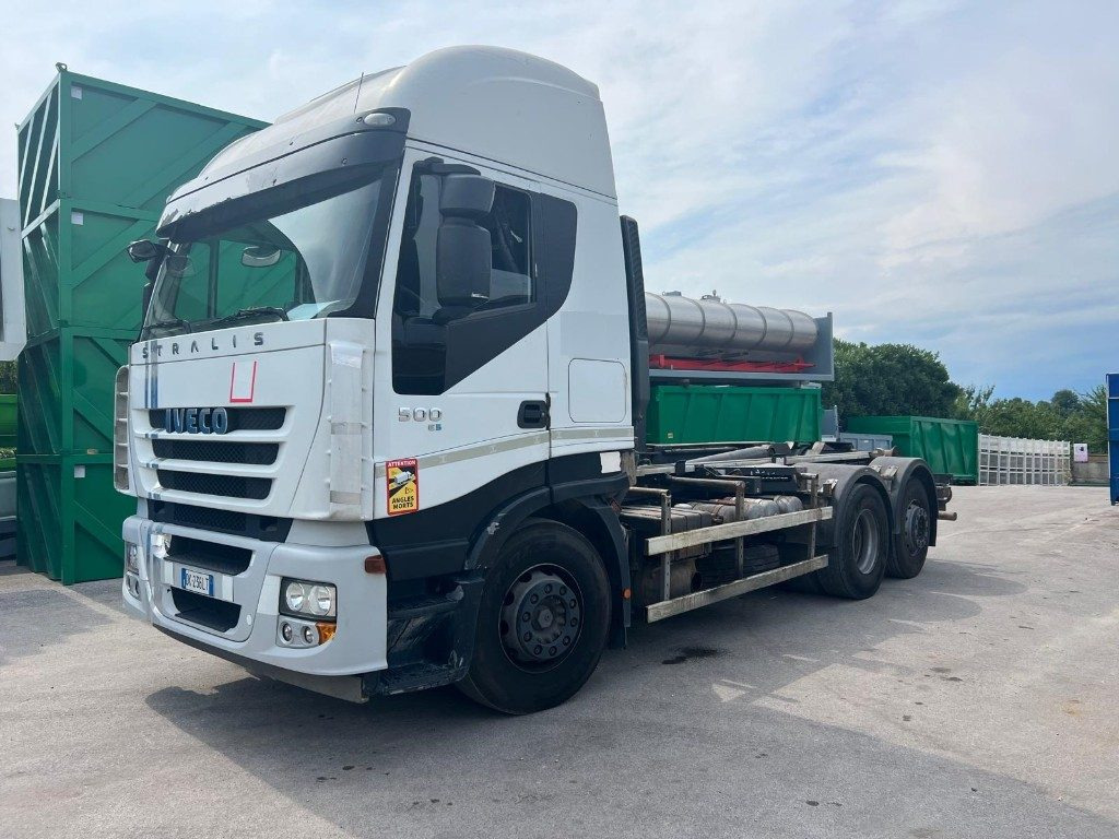 IVECO STRALIS AS260S 50Y SCARRABILE - Abrollkipper: das Bild 2 IVECO STRALIS AS260S 50Y SCARRABILE - Abrollkipper: das Bild 2