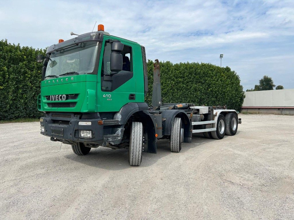IVECO TRAKKER AD340T41 SCARRABILE - Abrollkipper: das Bild 1 IVECO TRAKKER AD340T41 SCARRABILE - Abrollkipper: das Bild 1