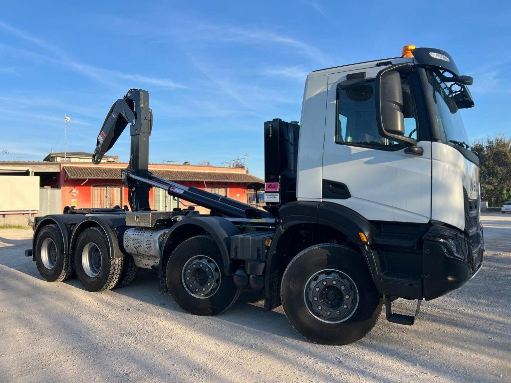 IVECO TRAKKER T-WAY AD500 NUOVO SCARRABILE - Abrollkipper: das Bild 4 IVECO TRAKKER T-WAY AD500 NUOVO SCARRABILE - Abrollkipper: das Bild 4