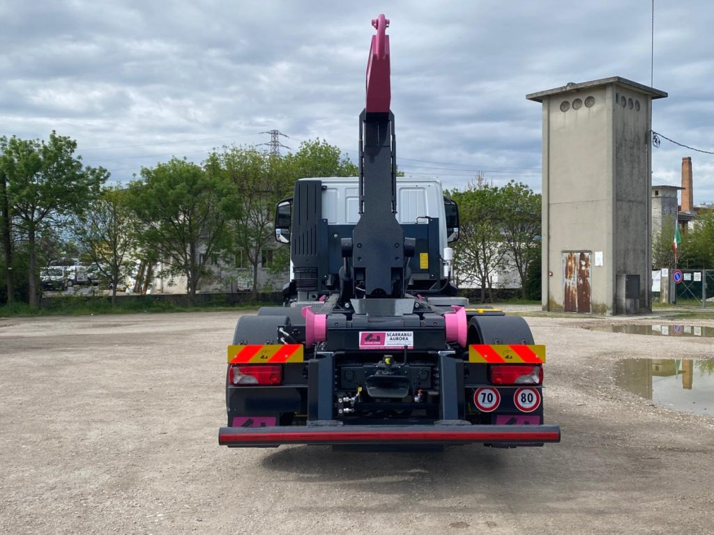 IVECO X-WAY AD280X48Y NUOVO SCARRABILE PASSO 3120 - Abrollkipper: das Bild 3 IVECO X-WAY AD280X48Y NUOVO SCARRABILE PASSO 3120 - Abrollkipper: das Bild 3