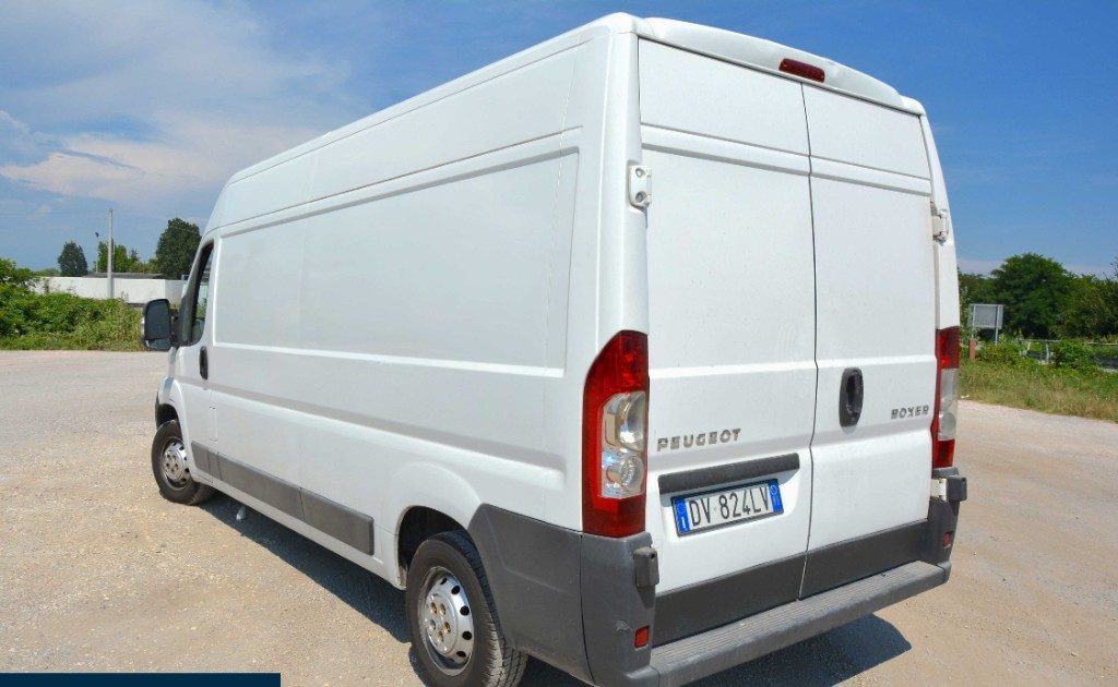 PEUGEOT FURGONE PEUGEOT - Kastenwagen: das Bild 5 PEUGEOT FURGONE PEUGEOT - Kastenwagen: das Bild 5