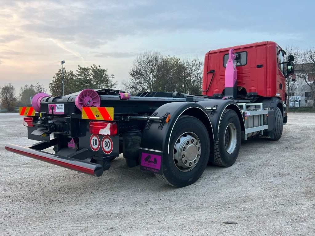 SCANIA G440 SCARRABILE NUOVO PNEUMATICO POSTERIORE - Abrollkipper: das Bild 5 SCANIA G440 SCARRABILE NUOVO PNEUMATICO POSTERIORE - Abrollkipper: das Bild 5
