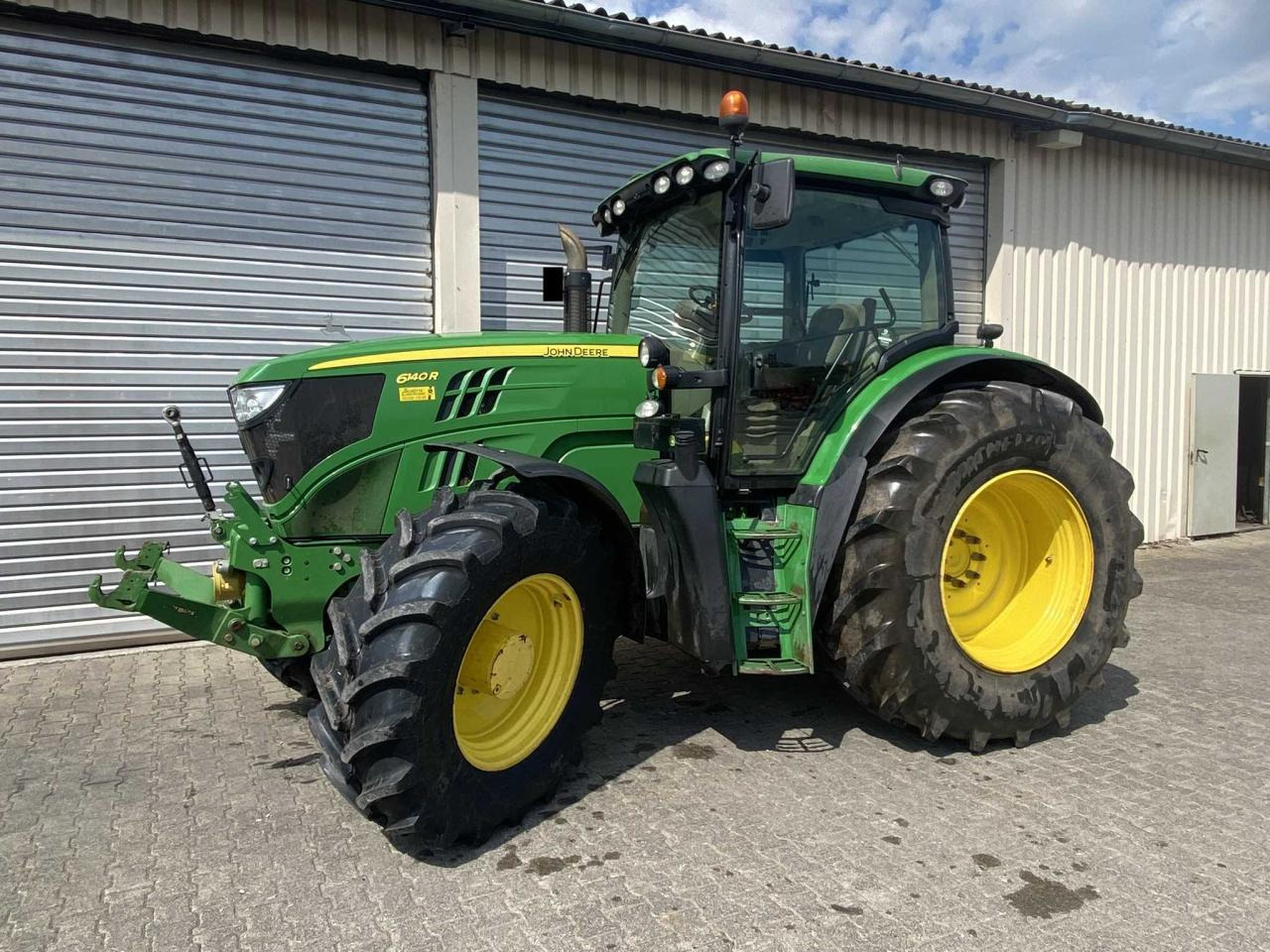 John Deere 6140R - Traktor: das Bild 5 John Deere 6140R - Traktor: das Bild 5