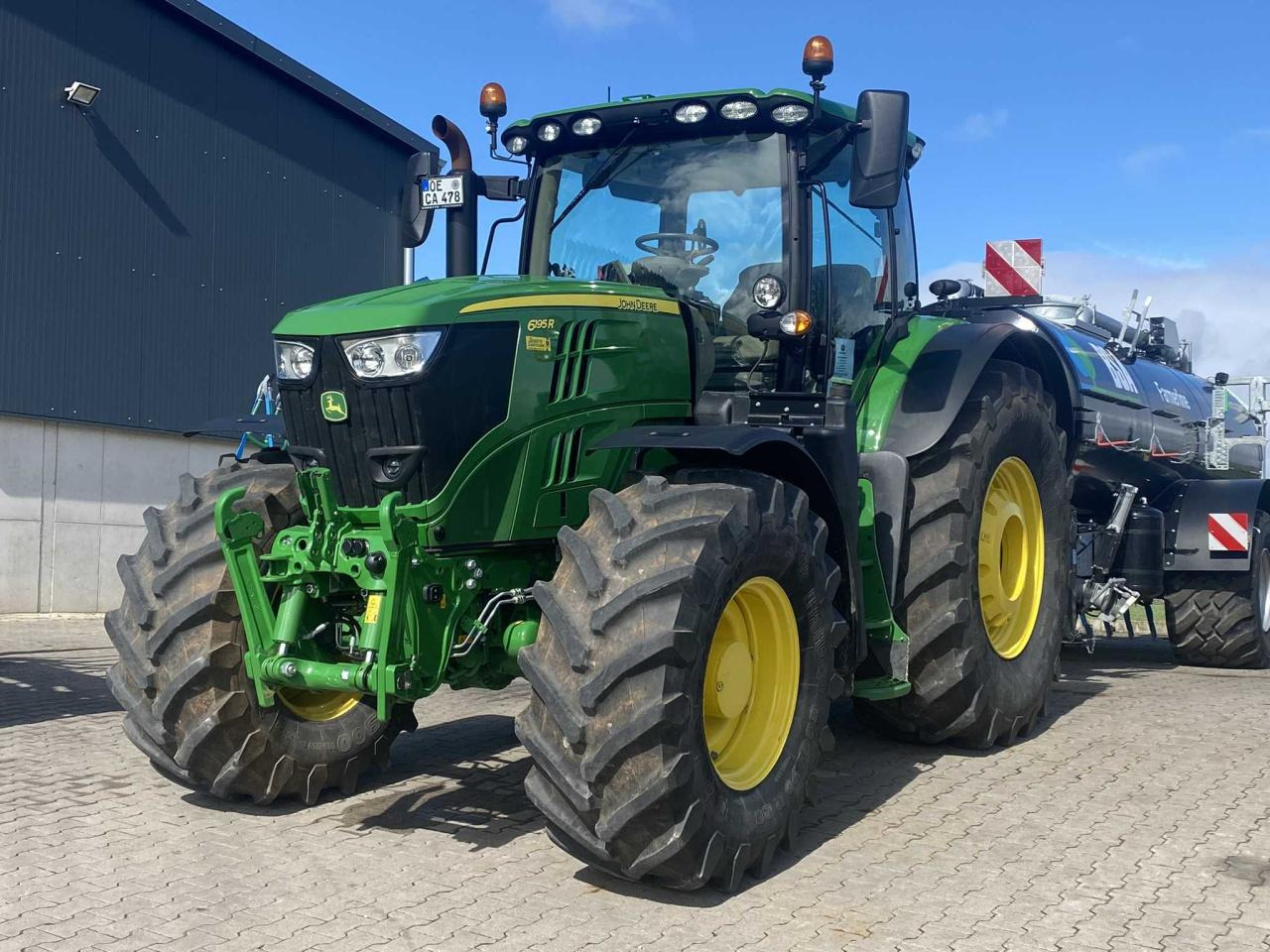 John Deere 6195R - Traktor: das Bild 1 John Deere 6195R - Traktor: das Bild 1