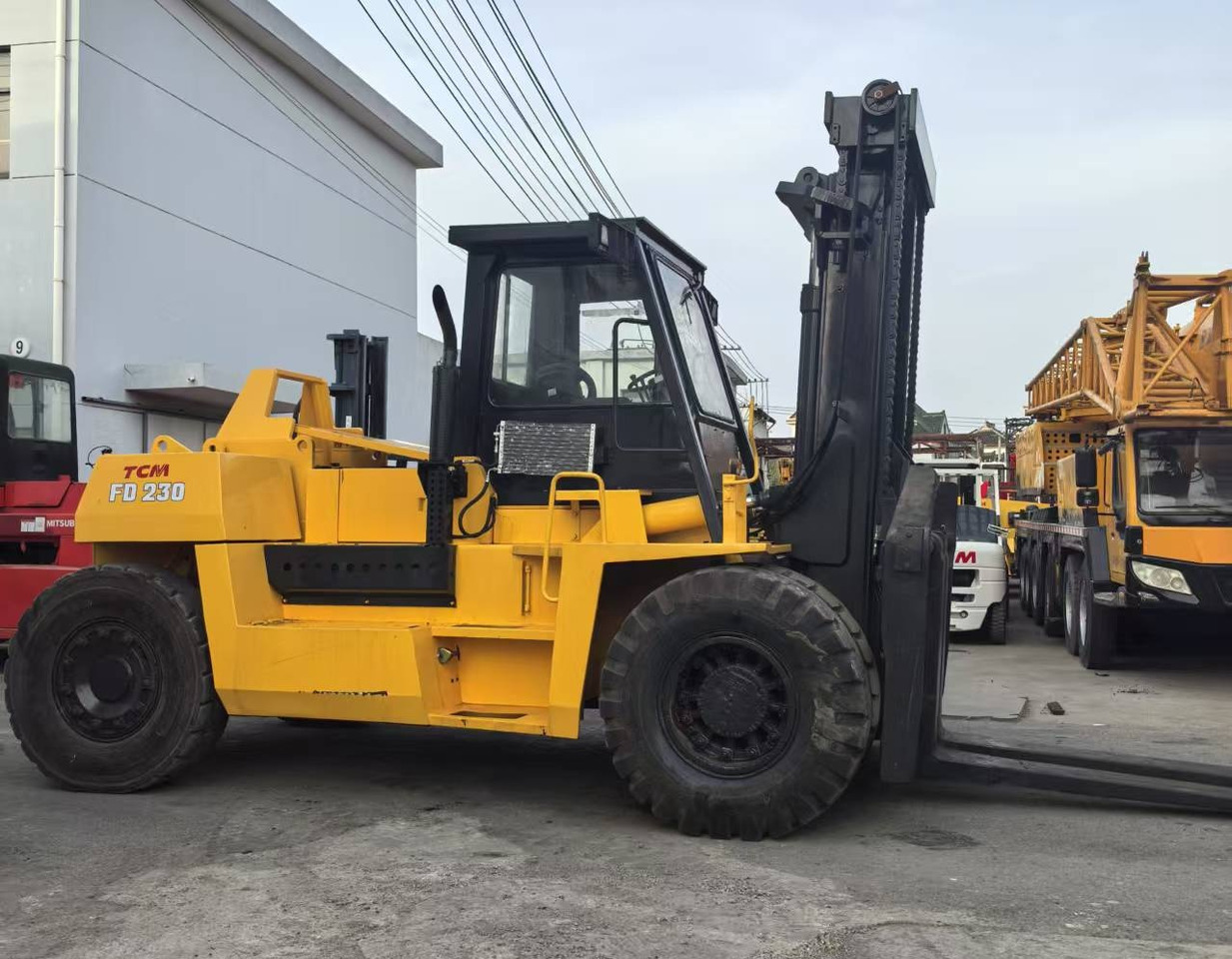 TCM FD230 23ton 25 ton FD250 FD200 FD160 15 ton 16 ton diesel forklift - Dieselstapler: das Bild 3 TCM FD230 23ton 25 ton FD250 FD200 FD160 15 ton 16 ton diesel forklift - Dieselstapler: das Bild 3