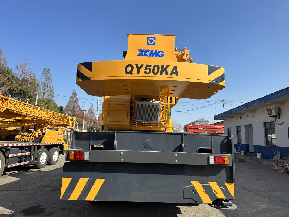 XCMG QY50KA QY70KA XCT50 QY50KC QY55KA QY25K5A XCT25L5 25TON 50TON 55TON 70TON 80TON 90TON 100TON 130TON 150TON - Mobilkran: das Bild 4 XCMG QY50KA QY70KA XCT50 QY50KC QY55KA QY25K5A XCT25L5 25TON 50TON 55TON 70TON 80TON 90TON 100TON 130TON 150TON - Mobilkran: das Bild 4