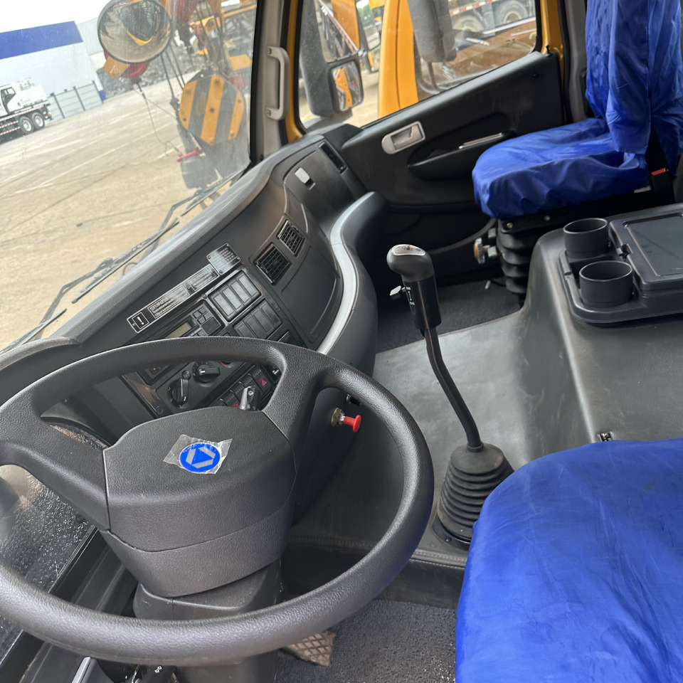 XCMG XCT25L5 QY25K5D QY25K5C QY25K5-I 25ton Used crane - Mobilkran: das Bild 5 XCMG XCT25L5 QY25K5D QY25K5C QY25K5-I 25ton Used crane - Mobilkran: das Bild 5