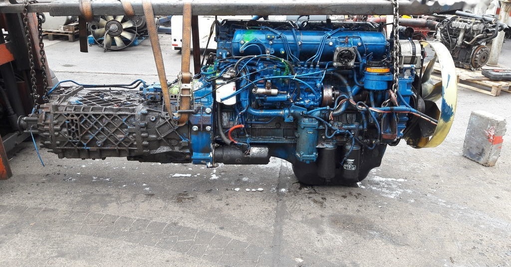 IVECO 8210.42L 420 E2 IVECO EuroTech Magirus - Motor für LKW: das Bild 1 IVECO 8210.42L 420 E2 IVECO EuroTech Magirus - Motor für LKW: das Bild 1