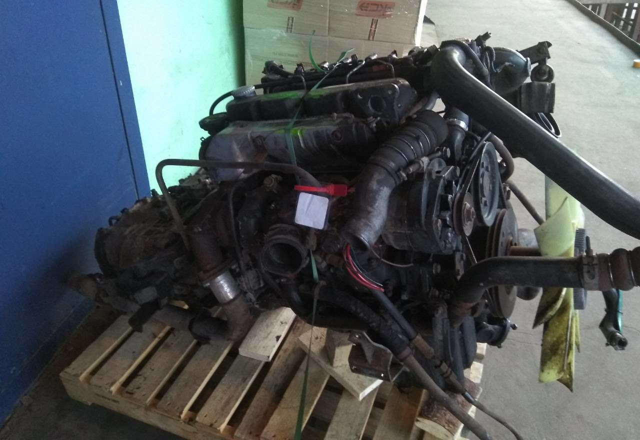 MAN D0824 LFL09 MAN L2000 - Motor für LKW: das Bild 2 MAN D0824 LFL09 MAN L2000 - Motor für LKW: das Bild 2