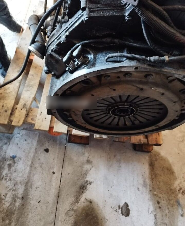 MAN D2876 LF02 MAN TGA, F2000, E2000 - Motor für LKW: das Bild 1 MAN D2876 LF02 MAN TGA, F2000, E2000 - Motor für LKW: das Bild 1