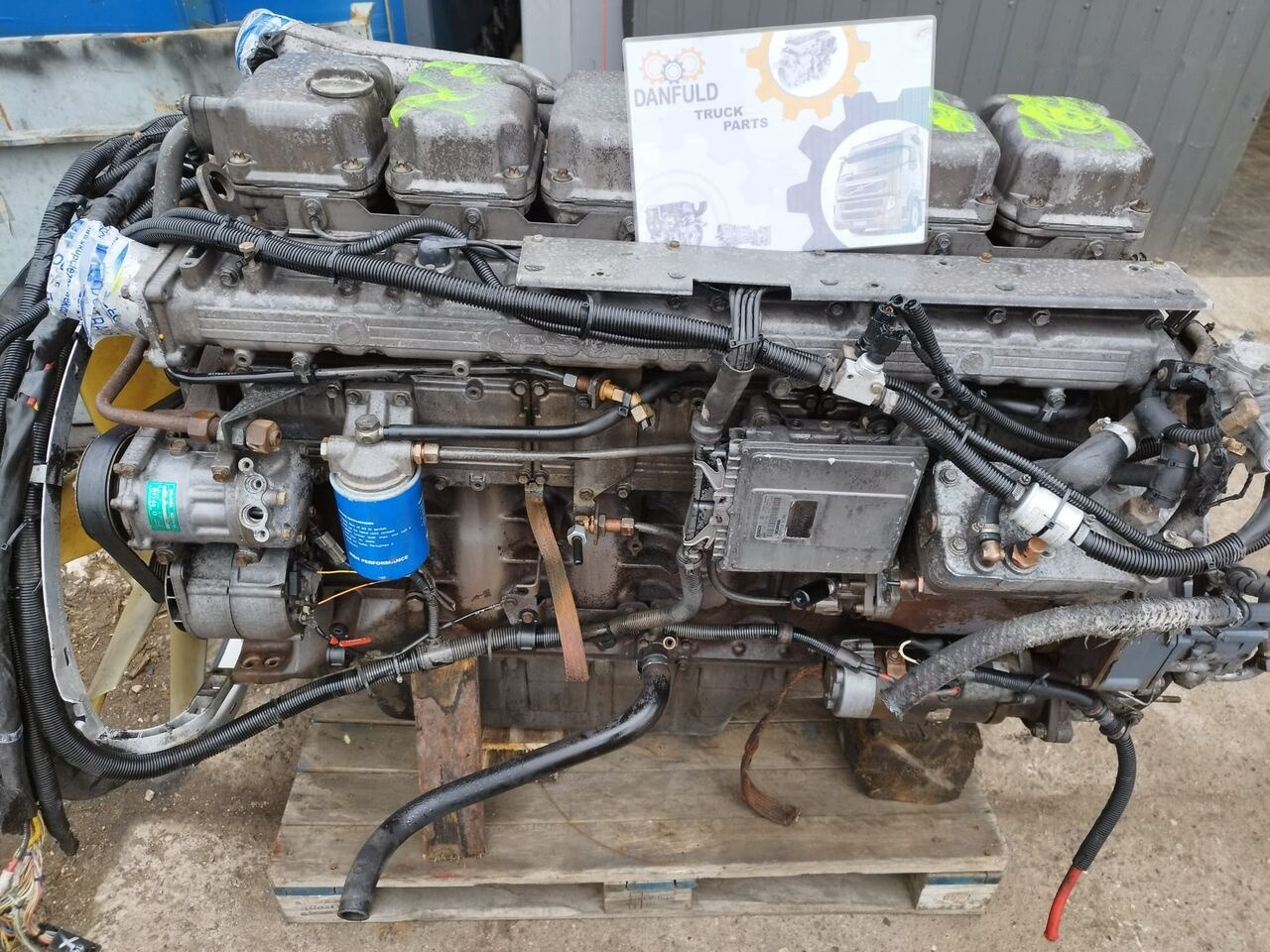 Scania 420 PDE E3 DC1201 Scania 124 - Motor für LKW: das Bild 2 Scania 420 PDE E3 DC1201 Scania 124 - Motor für LKW: das Bild 2