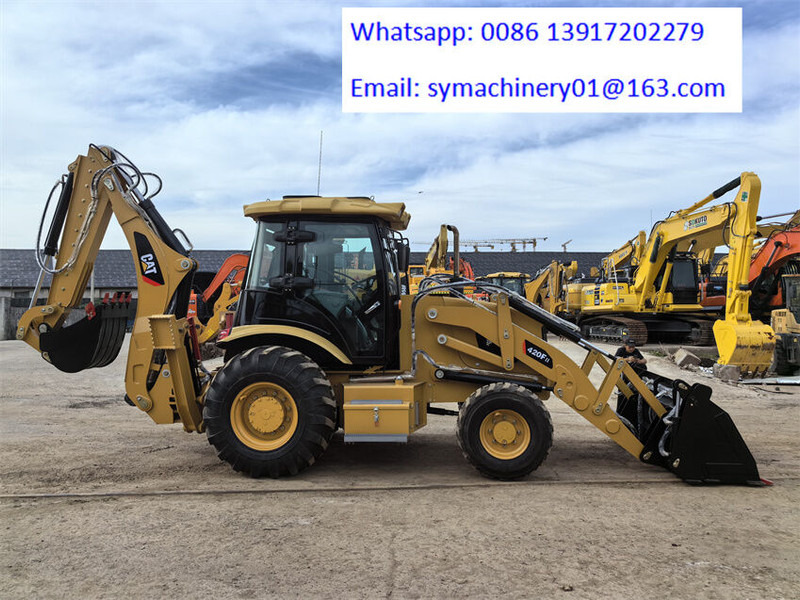 Caterpillar 420F2 - Baggerlader: das Bild 2 Caterpillar 420F2 - Baggerlader: das Bild 2