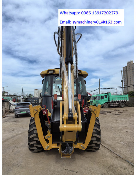 Caterpillar 420F2 - Baggerlader: das Bild 4 Caterpillar 420F2 - Baggerlader: das Bild 4