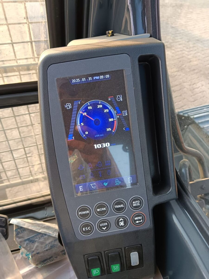 New Hyundai R215L tracked excavator - Kettenbagger: das Bild 2 New Hyundai R215L tracked excavator - Kettenbagger: das Bild 2