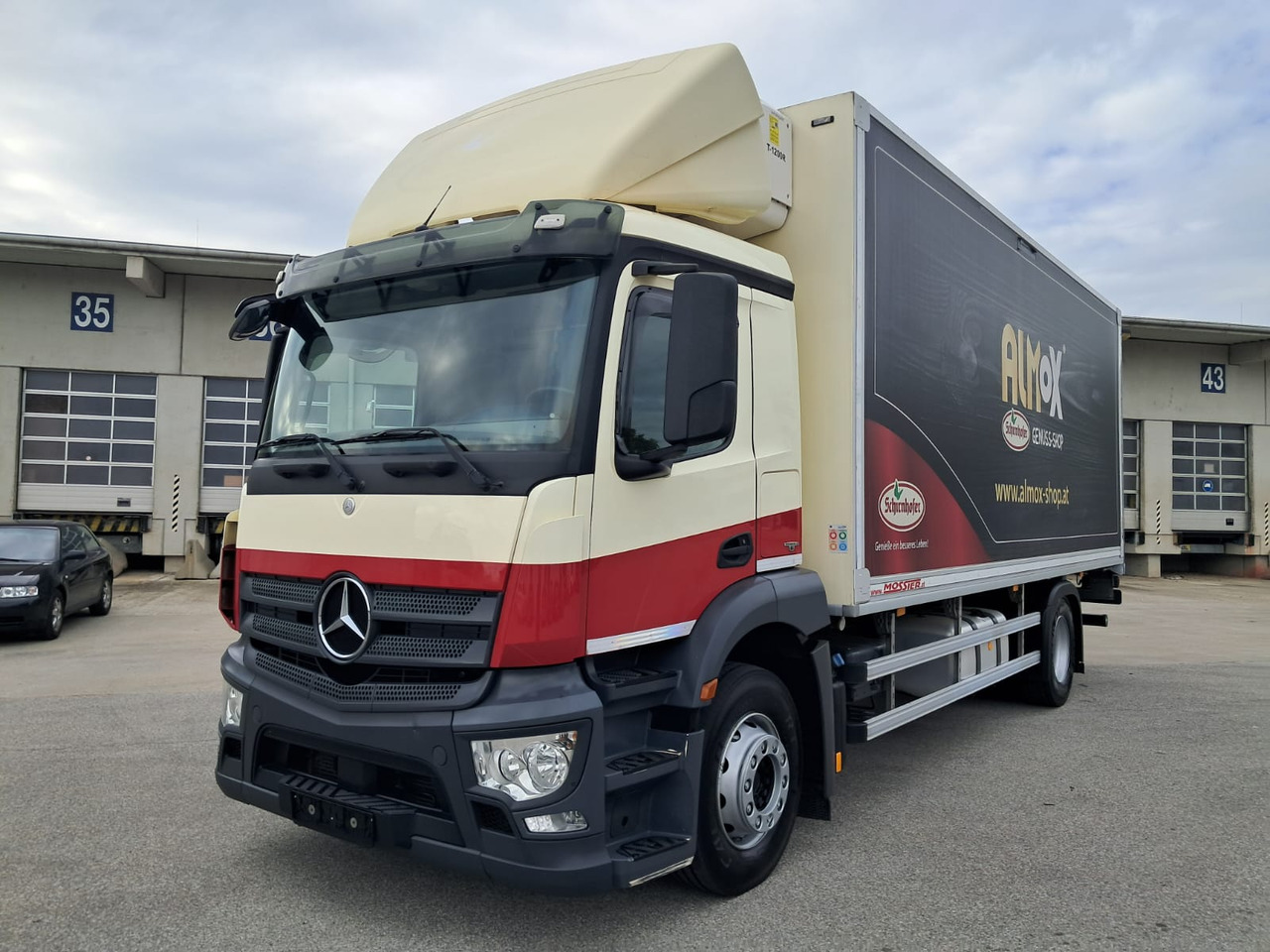 MERCEDES-BENZ Antos 1833 Kühlkoffer LBW | Standheizung | Euro 6 - Kühlkoffer LKW: das Bild 1 MERCEDES-BENZ Antos 1833 Kühlkoffer LBW | Standheizung | Euro 6 - Kühlkoffer LKW: das Bild 1
