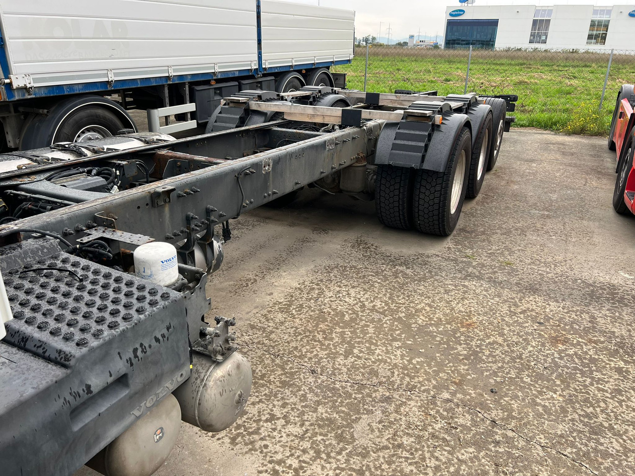 VOLVO FH 540 8x4 Fahrgestell - Fahrgestell LKW: das Bild 5 VOLVO FH 540 8x4 Fahrgestell - Fahrgestell LKW: das Bild 5