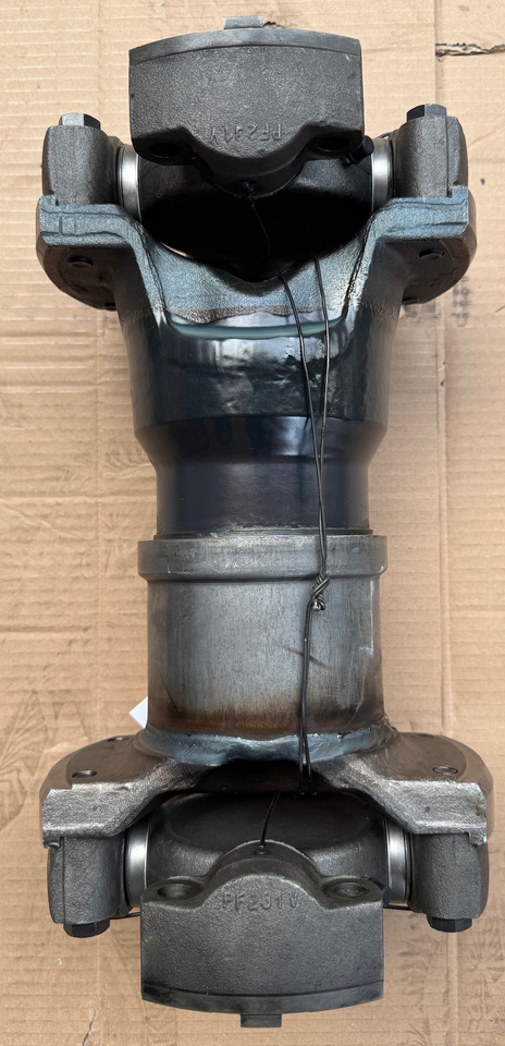 TEREX - Kardanwelle für Baumaschine: das Bild 1 TEREX - Kardanwelle für Baumaschine: das Bild 1