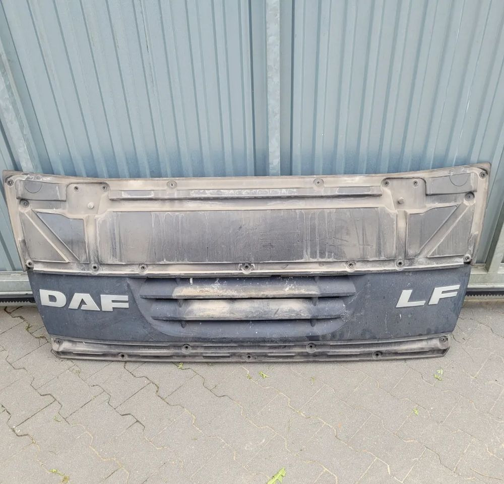 ATRAPA DAF LF E5 ORYGINAŁ - Kühlergrill für LKW: das Bild 1 ATRAPA DAF LF E5 ORYGINAŁ - Kühlergrill für LKW: das Bild 1