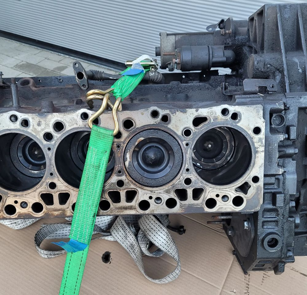 BLOK SILNIKA IVECO EUROCARGO E6 - Zylinderblock für LKW: das Bild 2 BLOK SILNIKA IVECO EUROCARGO E6 - Zylinderblock für LKW: das Bild 2