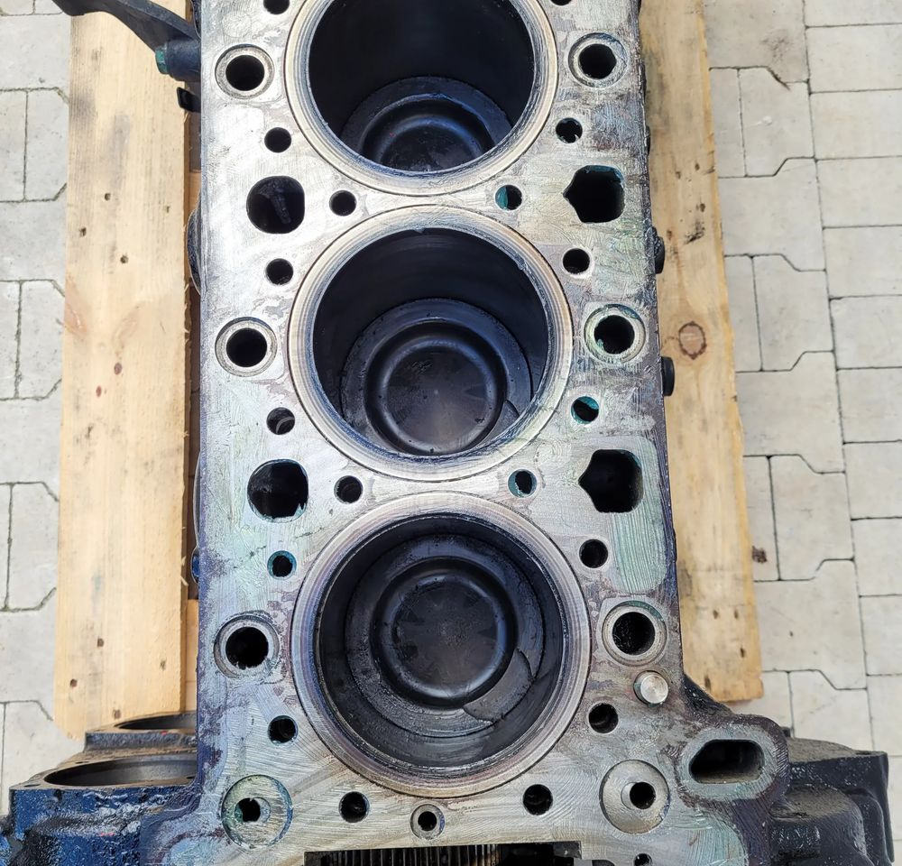 BLOK SILNIKA MERCEDES ACTROS MP4 EURO6 R471 09 - Zylinderblock für LKW: das Bild 5 BLOK SILNIKA MERCEDES ACTROS MP4 EURO6 R471 09 - Zylinderblock für LKW: das Bild 5