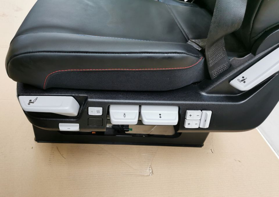 FOTEL KIEROWCY RANAULT RANGE T GAMA NOWY ORYGINAŁ - Sitz für LKW: das Bild 3 FOTEL KIEROWCY RANAULT RANGE T GAMA NOWY ORYGINAŁ - Sitz für LKW: das Bild 3