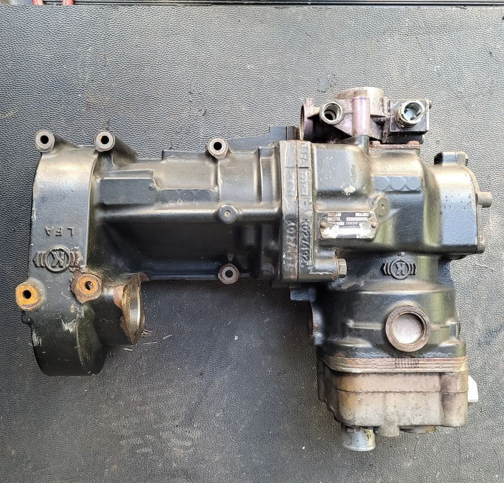 KOMPRESOR MAN TGX TGS 51.54000-7144 CHWALIM116 - Kompressor, Druckluftanlage für LKW: das Bild 1 KOMPRESOR MAN TGX TGS 51.54000-7144 CHWALIM116 - Kompressor, Druckluftanlage für LKW: das Bild 1