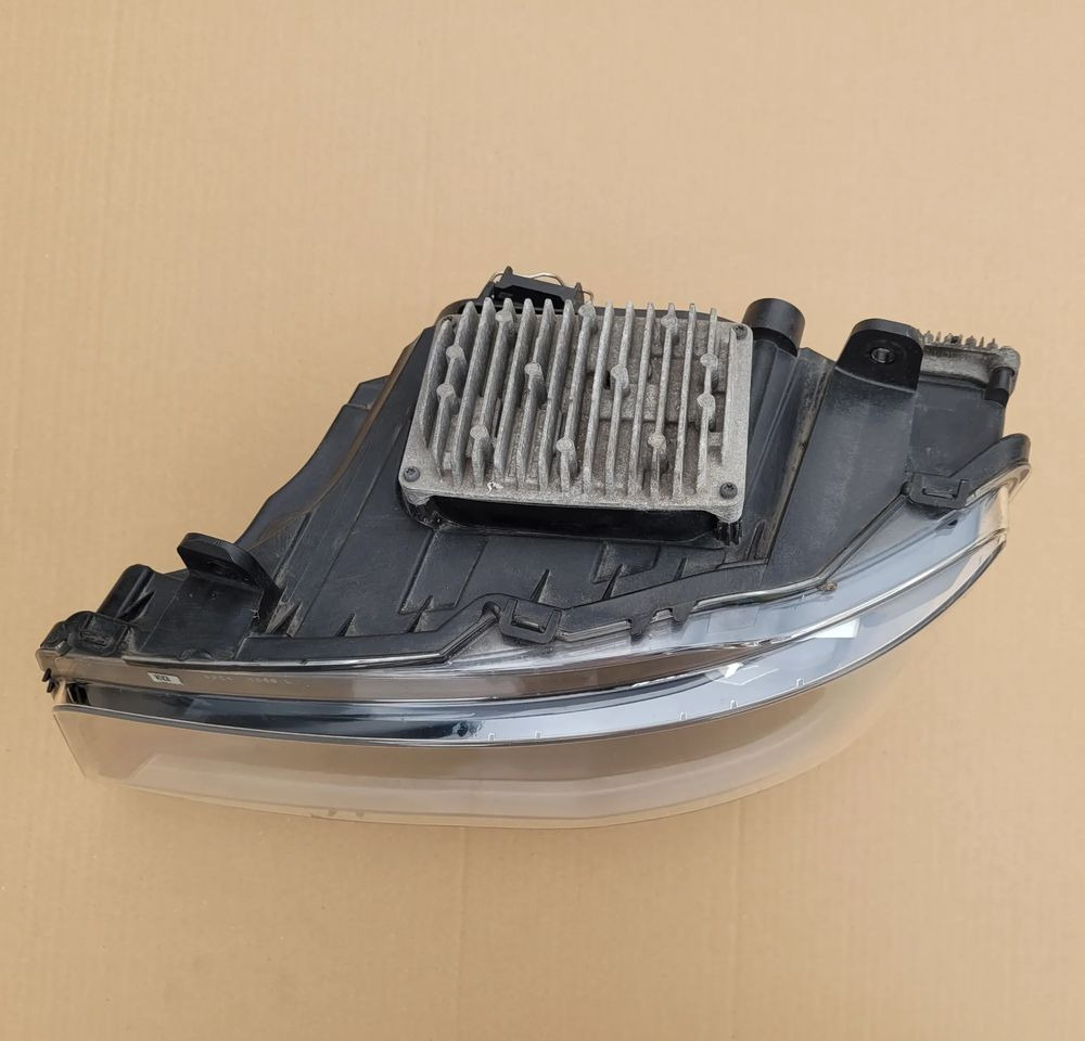 LAMPA LED MAN TG3 TGX NM ORYGINAŁ 81.25101-6821 LEWA CHWALIM116 - Lichter/ Leuchten für LKW: das Bild 3 LAMPA LED MAN TG3 TGX NM ORYGINAŁ 81.25101-6821 LEWA CHWALIM116 - Lichter/ Leuchten für LKW: das Bild 3