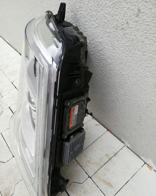 LAMPA XENON VOLVO FH4 FH 4 FM RH SKRETNY ORYGINAŁ - Hauptscheinwerfer: das Bild 2 LAMPA XENON VOLVO FH4 FH 4 FM RH SKRETNY ORYGINAŁ - Hauptscheinwerfer: das Bild 2
