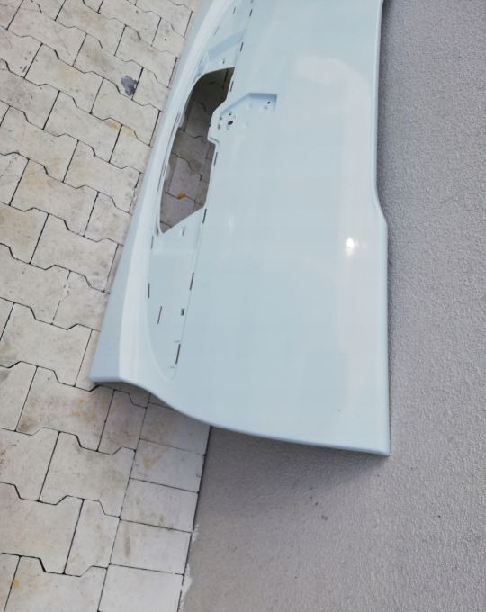 MASKA ATRAPA RENAULT MIDLUM ORYGINAŁ - Motorhaube für LKW: das Bild 2 MASKA ATRAPA RENAULT MIDLUM ORYGINAŁ - Motorhaube für LKW: das Bild 2
