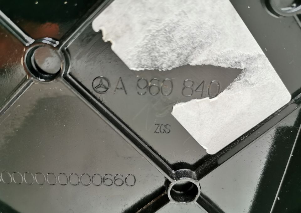 Schowek na lodówkę MERCEDES ANTOS AROX MP4 - Fahrerhaus und Interieur für LKW: das Bild 3 Schowek na lodówkę MERCEDES ANTOS AROX MP4 - Fahrerhaus und Interieur für LKW: das Bild 3