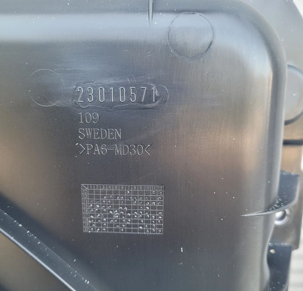 TUNEL OBUDOWA WENTYLATOR VOLVO FH4 FH5 NOWY ORYGINAŁ 23010571 - Kühlsystem für LKW: das Bild 3 TUNEL OBUDOWA WENTYLATOR VOLVO FH4 FH5 NOWY ORYGINAŁ 23010571 - Kühlsystem für LKW: das Bild 3