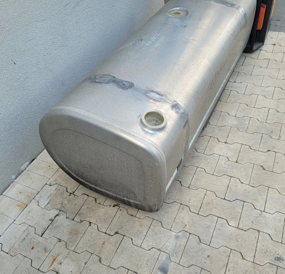 ZBIORNIK PALIWA VOLVO FH4 170X53X70 LOW DECK 540l - Kraftstofftank für LKW: das Bild 3 ZBIORNIK PALIWA VOLVO FH4 170X53X70 LOW DECK 540l - Kraftstofftank für LKW: das Bild 3